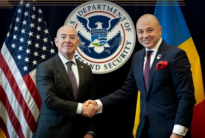 Alejandro Mayorkas intalnire cu ambasadorul României în Statele Unite, Andrei Muraru Foto Ambasada României in SUA jpg