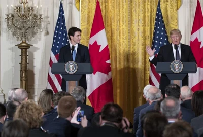 Ivanka Trump cu ochii doar la primul ministru canadian Justin Trudeau - 13 feb 2017 / FOTO EPA