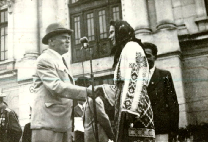 Ptru Groza a constituit Frontul Plugarilor FOTO: Adevărul