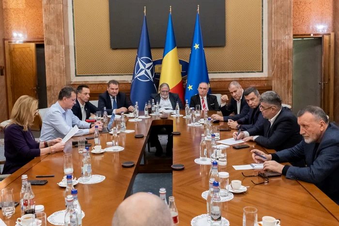 Reprezentanții coaliției de guvernare. Foto: Guvern