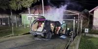 Masina incendiată, Satu Mare, foto facebook jpg