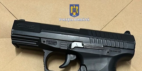 a agresat un tanar cu un pistol airsoft Foto Poliția Română IPJ Mures jfif