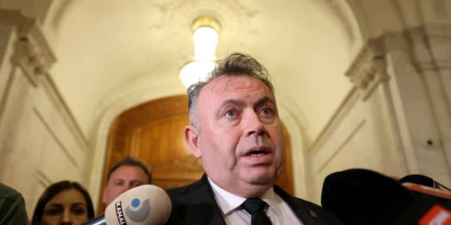 Deputatul Nelu Tătaru participă la ședința comisiei Juridice din Camera Deputaților în care se votează ridicarea imunității sale parlamentare Foto Inquam Photos George Calin (4) jpg