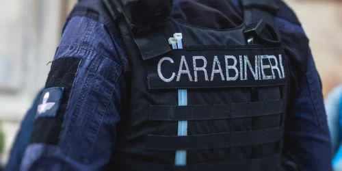 carabinieri foto shutterstock