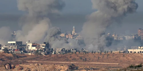 Bombardamente in nordull Fasiei Gaza FOTO EPA EFE jpg