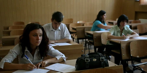 examen bacalaureat 2007 liceul gh lazar elevi lm 0014 jpeg