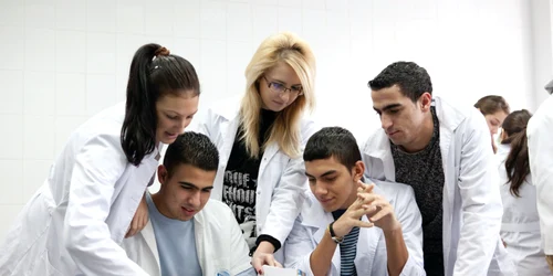 Studenti străini foto UMF Iași jpg