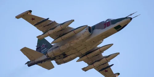Avion rus Suhoi 25 FOTO Vladislav Sinelnikov / Shutterstock