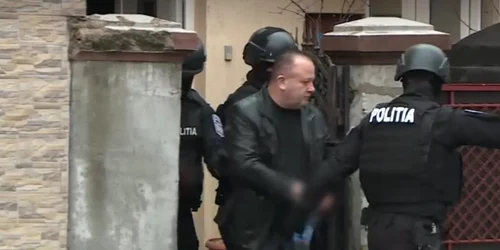 Catalin Coman, incatusat, foto captura video jpg
