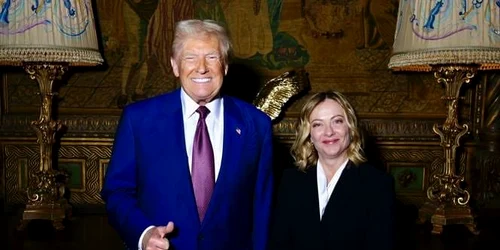 trump meloni/ FOTO:X/@UpdateNews724