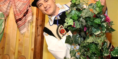 Aurică Totolici, cântărețul de muzică populară arestat pentru agresiune sexuală a unor minori Foto Facebook Aurică Totolici jpg