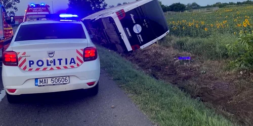 autocar rasturnat vrancea jpeg