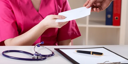 Mita doctor plic FOTO Shutterstock jpg