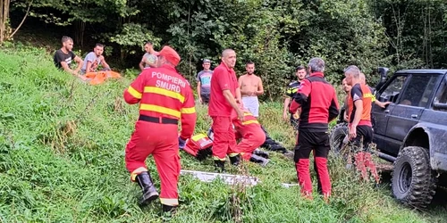 Bărbat din Maramureș, atacat de o ursoaică Foto Facebook Salvamont Maramureș jpg