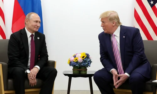 Vladimir Putin şi Donald Trump la summitul G20 din Japonia FOTO EPA-EFE