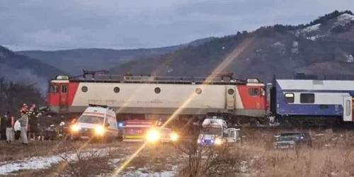accident tren ISU bacau png